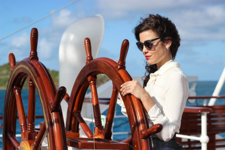 Front Twist Skirt - Fashion Container - Fashion and Travel blog