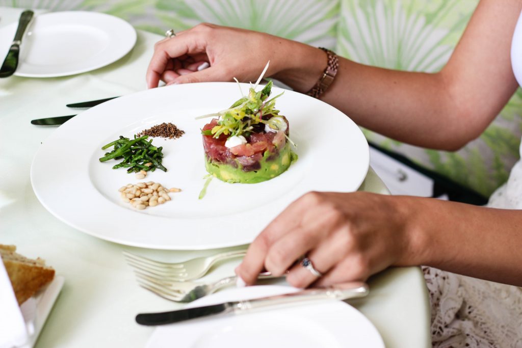 food-beverlyHills-Tuna-advocado-3